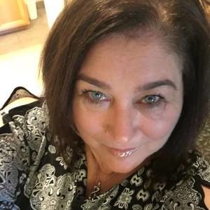 Meet your Posher, Vivian